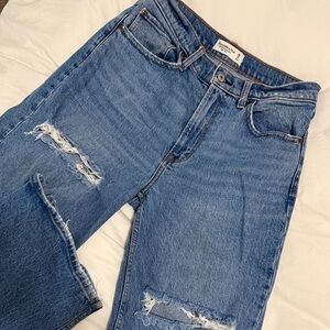 Abercrombie & Fitch High Rise 90s Relaxed Jean